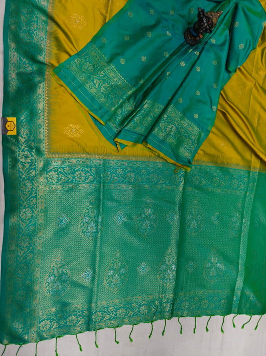 Traditional  Silk Saree with Intricate Gold Zari Border & Pallu